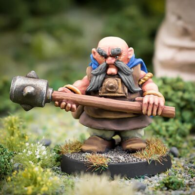 Malfolio Ironbraid male Dwarf with large club 28mm fanstasy miniatures in high quality white metal from Northumbrian Tin Soldier in the Darkewood standing on Grass